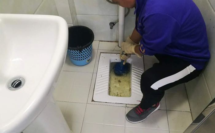 银海疏通蹲坑